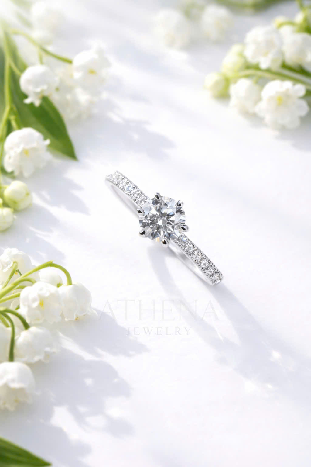 Nhẫn 6 chấu full mois viên chủ mois 6mm